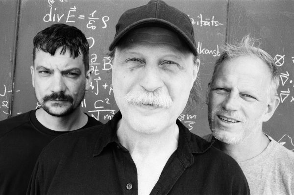 PHENOMENAL WORLD - Fischer, Quehenberger, Kern (AUT) LIVE CONCERT